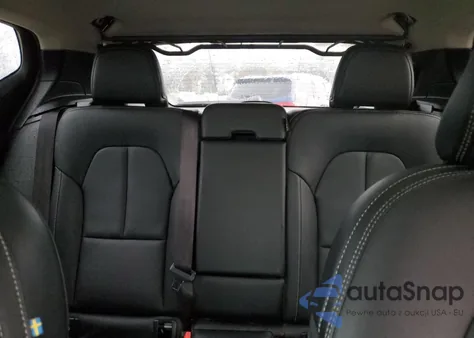 2019 Volvo Xc40 T5 Momentum из США, поврежденный, VIN YV4162UK9K2071843